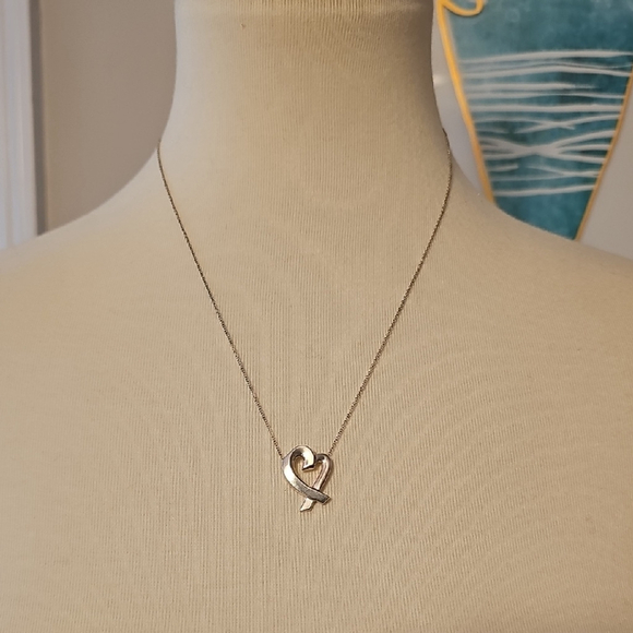 Tiffany & Co Large Loving Heart Necklace FULL INCLUSION - Picture 5 of 11